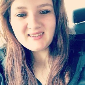 Meet your Posher, Leah